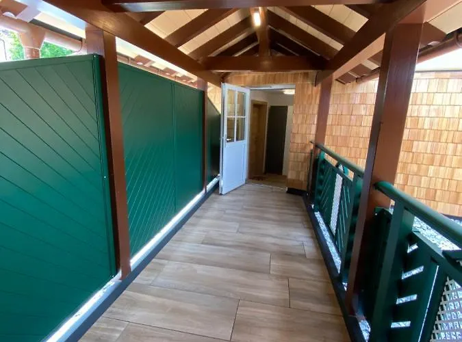 아파트 Im Kurpark 바드이스흘